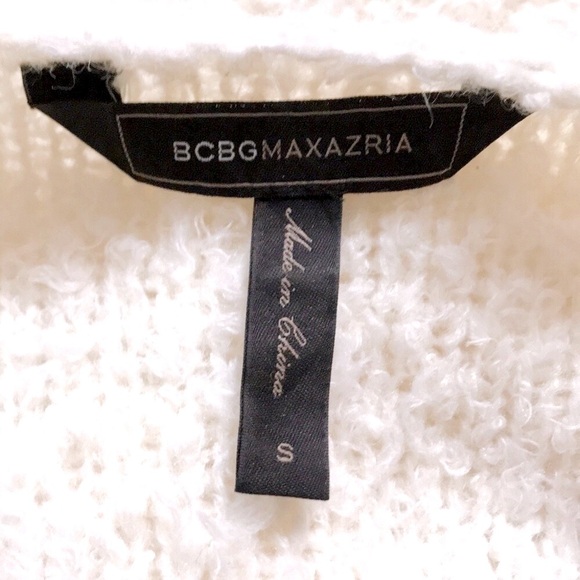 BCBGMAXAZRIA V-Neck Wool Blended Pullover Sweater - Picture 7 of 7